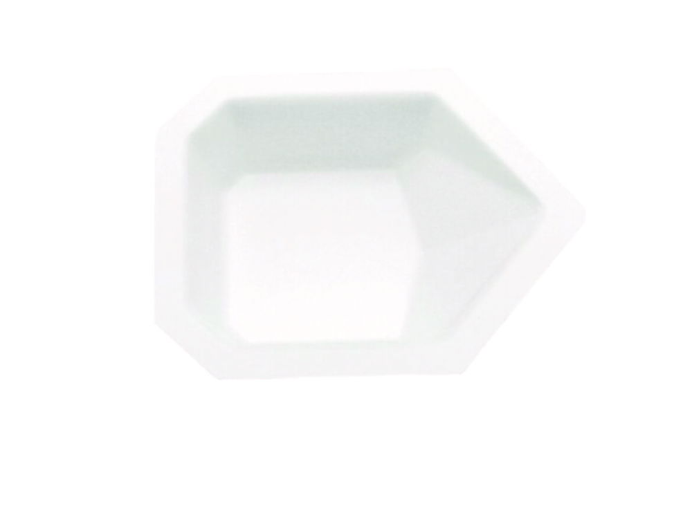 Weighing boats, PS, with spout